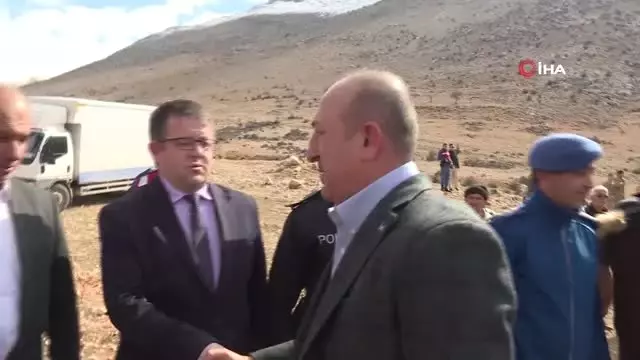 Bakan Çavuşoğlu 'Nöbet' Dizisinin Setinde Bakan Çavuşoğlu 'Nöbet' Dizisinin Setinde
