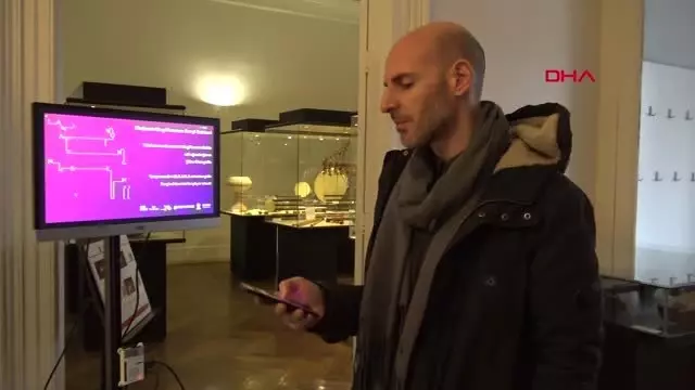 İzmir Ziyaretçilerin Müzik Yapabildiği Sergi Müziksev'de İzmir Ziyaretçilerin Müzik Yapabildiği Sergi Müziksev'de