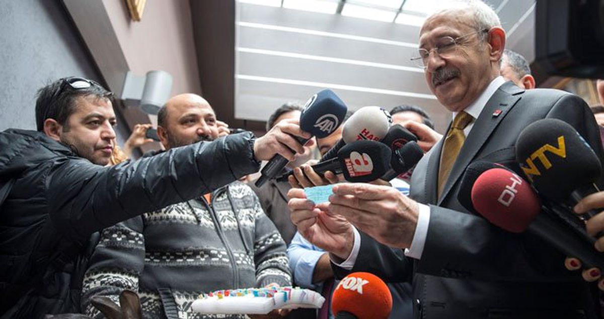 Kılıçdaroğlu'nun Yüzünü Güldüren Anket! İYİ Parti-CHP Yüzde 40'ı Geçiyor