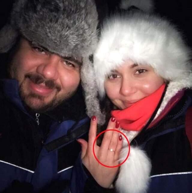 Türkiye Güzeline Aldığı Tektaşla Alay Konusu Olan Eser Yenenler, Eleştirileri Tiye Aldı