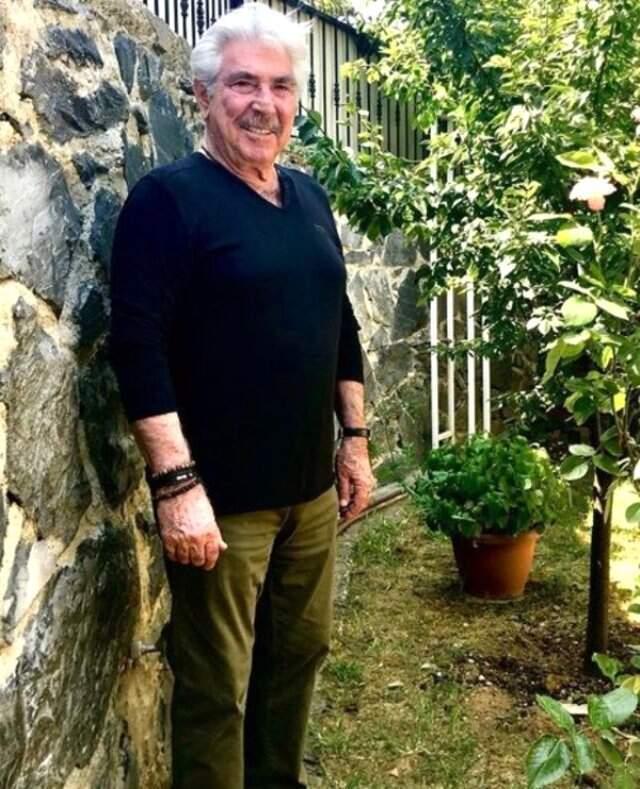 Usta Oyuncu Erdal Özyağcılar, Şaman Dinine İnandığını Açıkladı