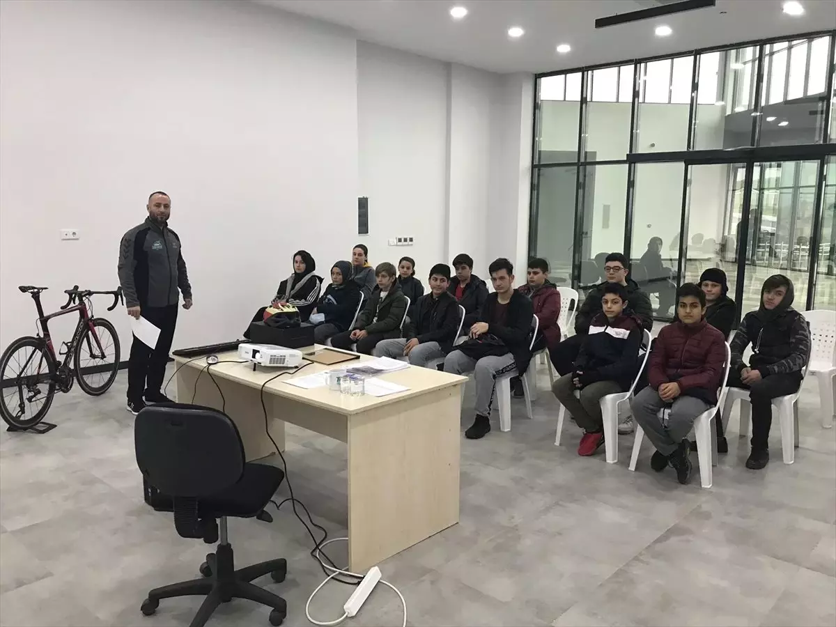 Ayçiçeği Bisiklet Vadisi'nde Temel Sürüş Eğitimleri Başladı