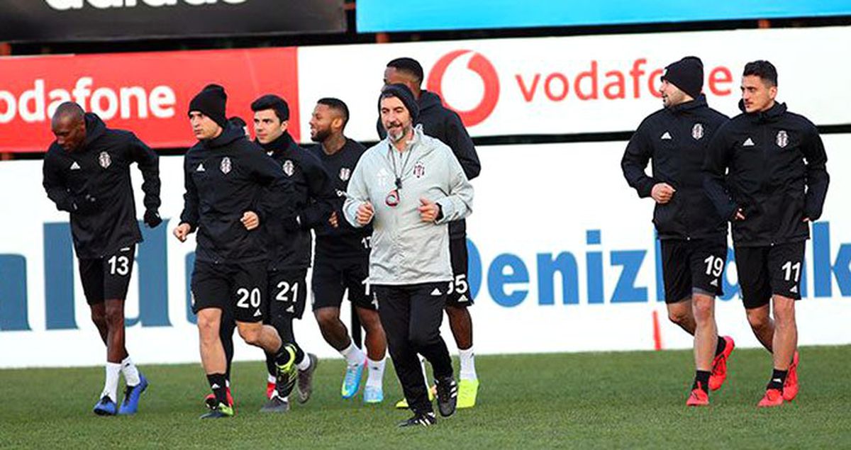 Beşiktaş, Fenerbahçe Maçı Hazırlıklarına Başladı