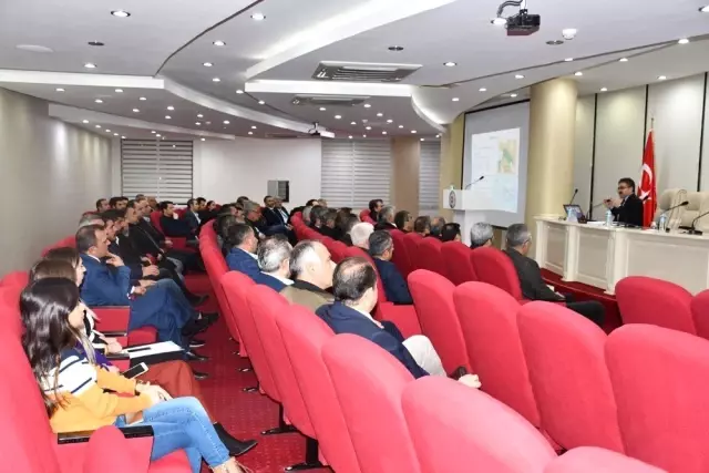 Küresel ve Ulusal Tarım-Gıda Politikaları Konferansı Gerçekleştirildi Küresel ve Ulusal Tarım-Gıda Politikaları Konferansı Gerçekleştirildi