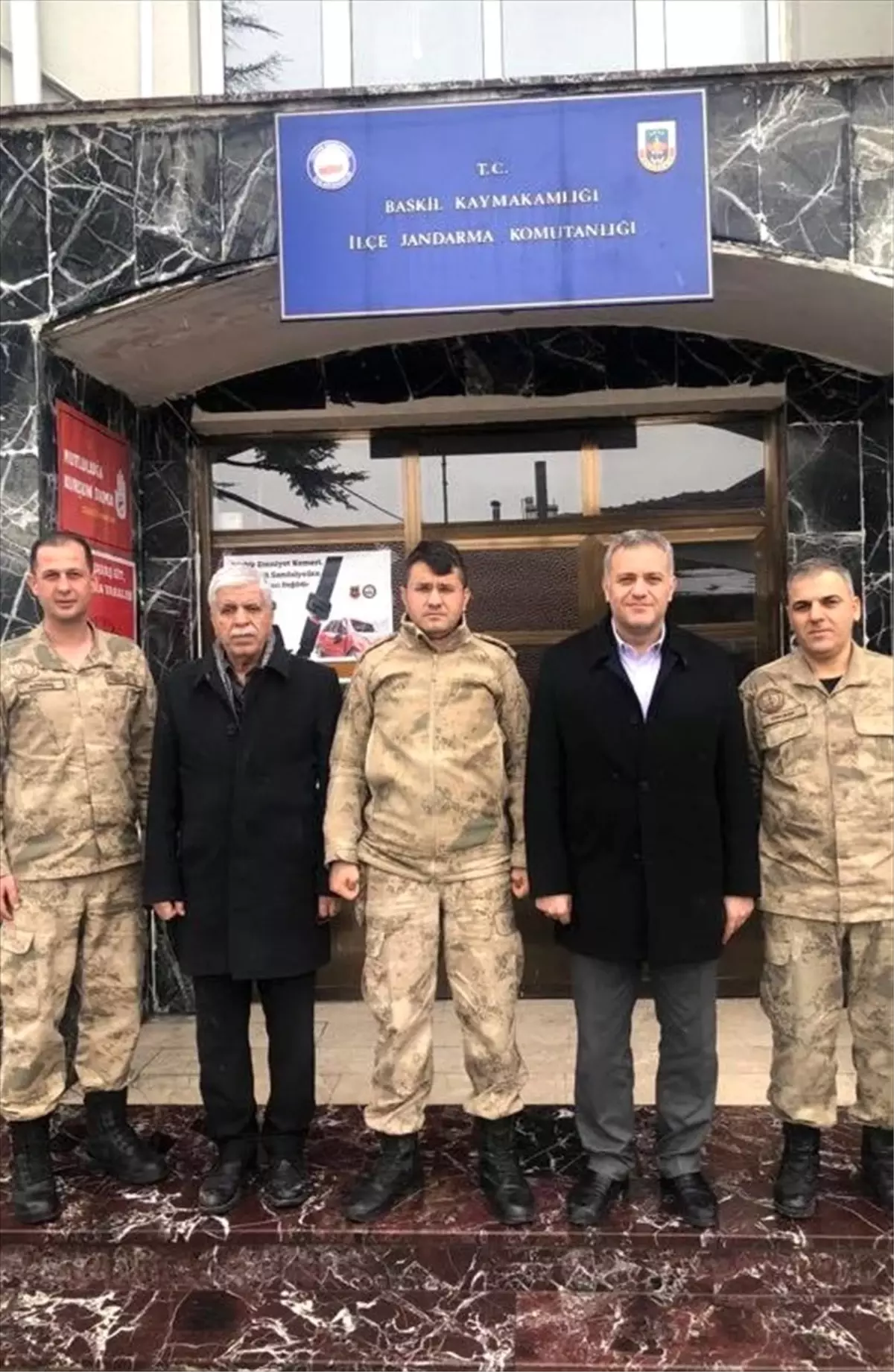 Baskil Belediye Başkanından İlçe Jandarma Komutanlığına Ziyaret