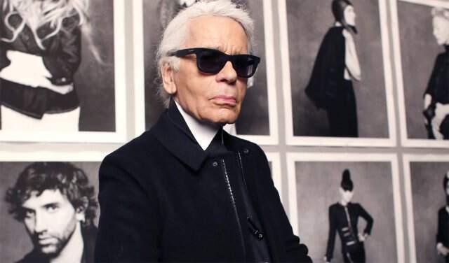 Dünyaca Ünlü Modacı Karl Lagerfeld Hayatını Kaybetti