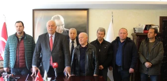 İzmir'de CHP'li Belediye Başkanı DSP'den Adaylığını Açıkladı