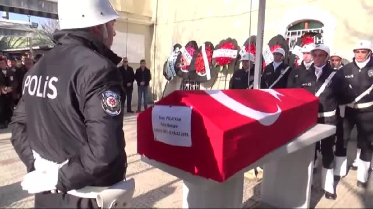 Kalp Krizi Geçiren Polis Son Yolculuğuna Uğurlandı