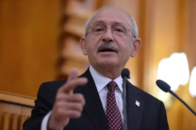 Kılıçdaroğlu'ndan Hükümetin Suriye Politikasına Eleştiri Kılıçdaroğlu'ndan Hükümetin Suriye Politikasına Eleştiri