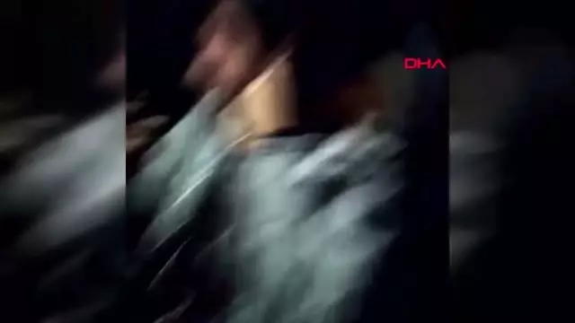 Yolcu Dolu Minibüste Silahlı Dehşet Yolcu Dolu Minibüste Silahlı Dehşet