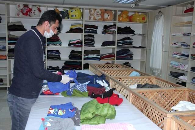 Bu Mağazada İhtiyaç Sahiplerine Her Şey Bedava