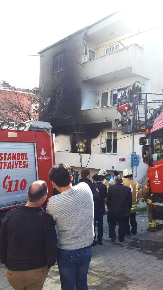 Son Dakika! İstanbul'da 1 Kişinin Öldüğü Patlamada, Olay Yerinden İlk Görüntüler