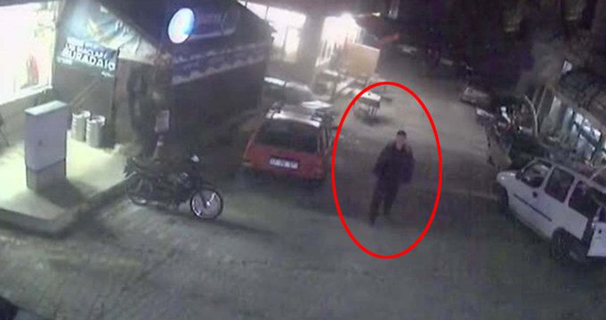 Ayvacık'taki Deprem Anının En Net Görüntüsü Ortaya Çıktı! Büyük Panik Kamerada