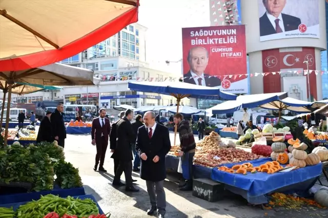 MHP'den Pazar Ziyareti MHP'den Pazar Ziyareti