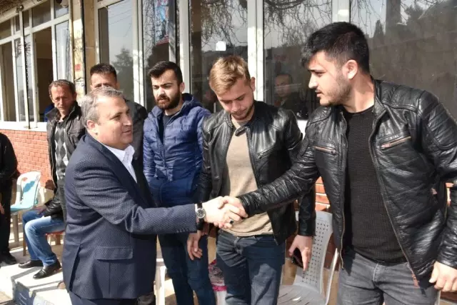 Başkan Çerçi Yenimahalle'de Vatandaşla Buluştu Başkan Çerçi Yenimahalle'de Vatandaşla Buluştu