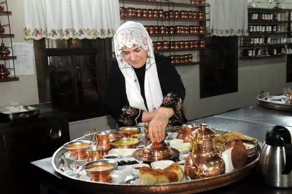 Dernekleşen Köy Kadınları Bin Kişiye İstihdam Sağladı
