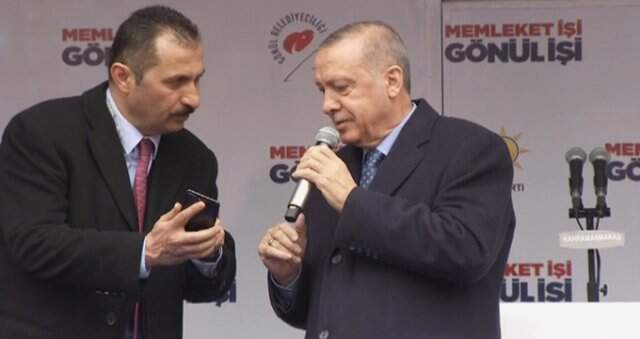 Erdoğan Kahramanmaraş Mitinginde Gelen Telefon Sonrası Konuşmasına Ara Verdi