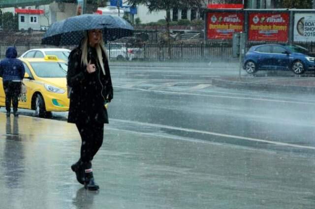 Son Dakika! İstanbul'da Beklenen Kar Yağışı Başladı