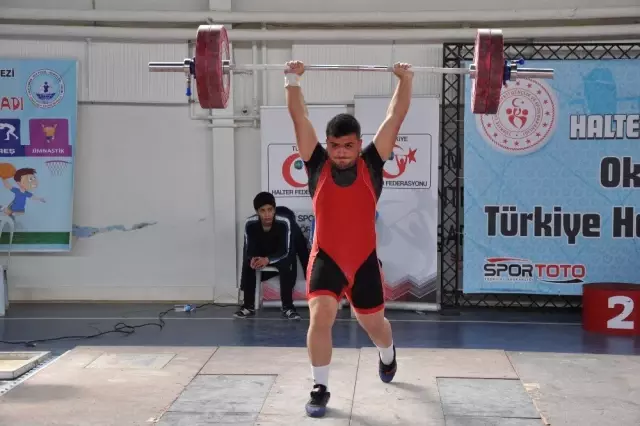 2018- 2018 Yılı Okul Sporları Gençler Türkiye Halter Şampiyonası Sona Erdi 2018- 2018 Yılı Okul Sporları Gençler Türkiye Halter Şampiyonası Sona Erdi