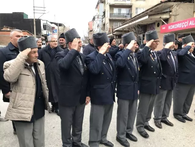 Akhisarlı Gazi Ahmet Akgül Son Yolculuğuna Uğurlandı Akhisarlı Gazi Ahmet Akgül Son Yolculuğuna Uğurlandı