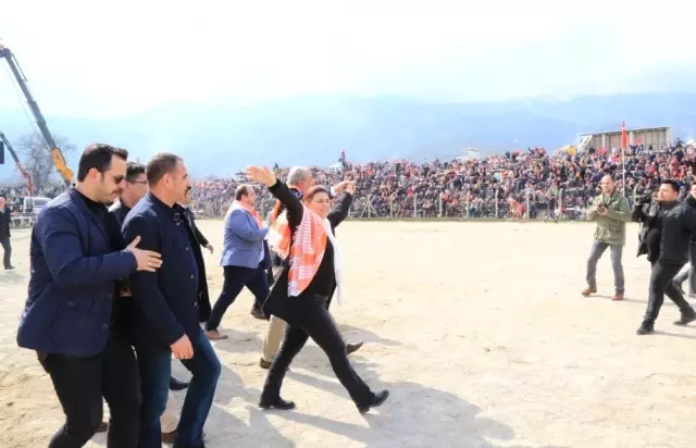 Başkan Çerçioğlu, Bozdoğan Deve Güreşlerini İzledi