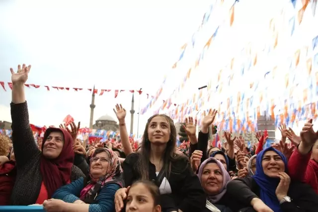 Cumhurbaşkanı Erdoğan, Özhaseki İçin Kayseri'den Oy İstedi Cumhurbaşkanı Erdoğan, Özhaseki İçin Kayseri'den Oy İstedi