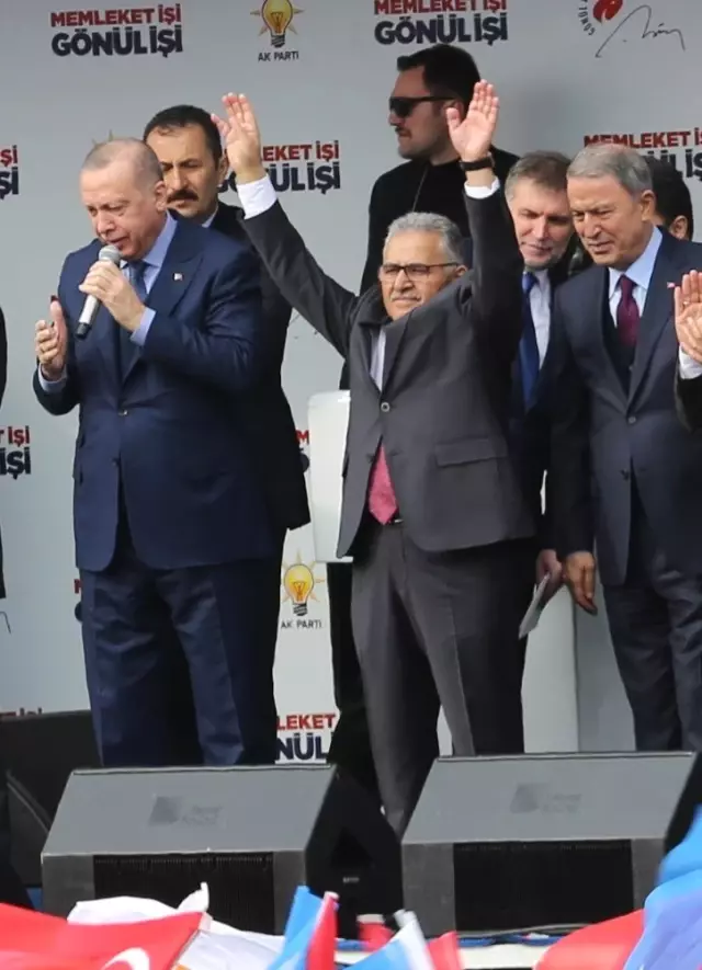 Cumhurbaşkanı Erdoğan, Özhaseki İçin Kayseri'den Oy İstedi Cumhurbaşkanı Erdoğan, Özhaseki İçin Kayseri'den Oy İstedi