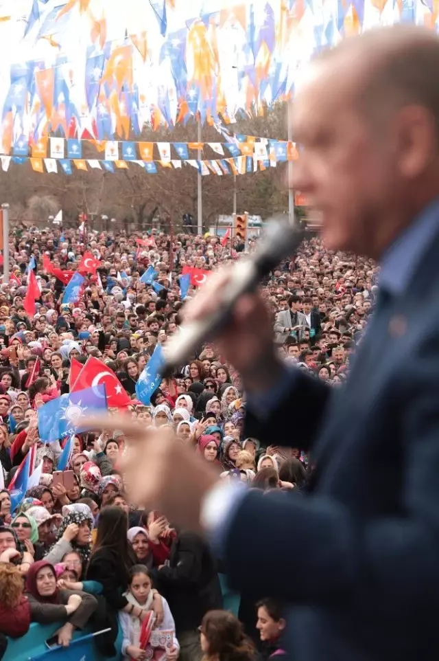 Cumhurbaşkanı Erdoğan, Özhaseki İçin Kayseri'den Oy İstedi Cumhurbaşkanı Erdoğan, Özhaseki İçin Kayseri'den Oy İstedi