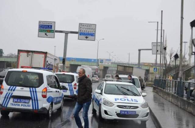 Düğün Konvoyundan Havaya Ateş Açıldı, Polis Alarma Geçti