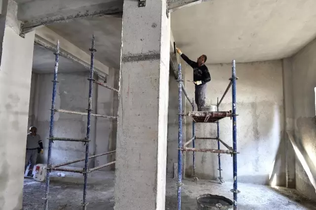 Kızılsaray Mahallesi�ne Oda Tiyatrosu ve Komşu Evi Haberler