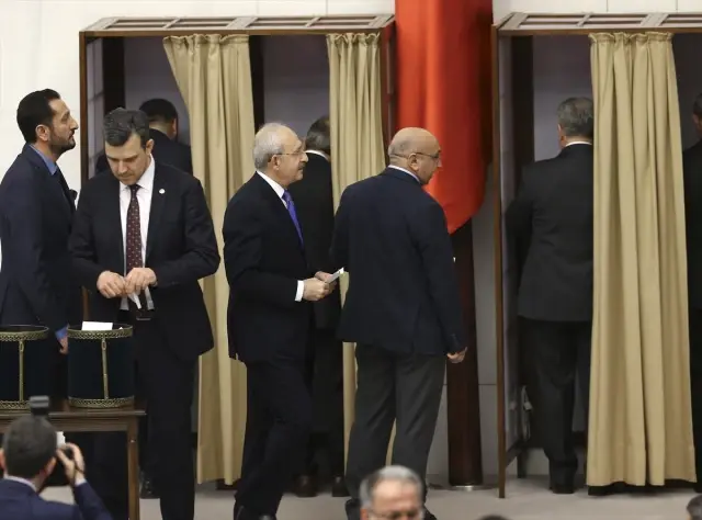 Meclis Yeni Başkanını Seçiyor