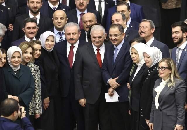 Son Dakika! Meclis'in Yeni Başkanı Mustafa Şentop Oldu