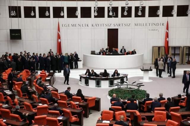 Son Dakika! Meclis'in Yeni Başkanı Mustafa Şentop Oldu