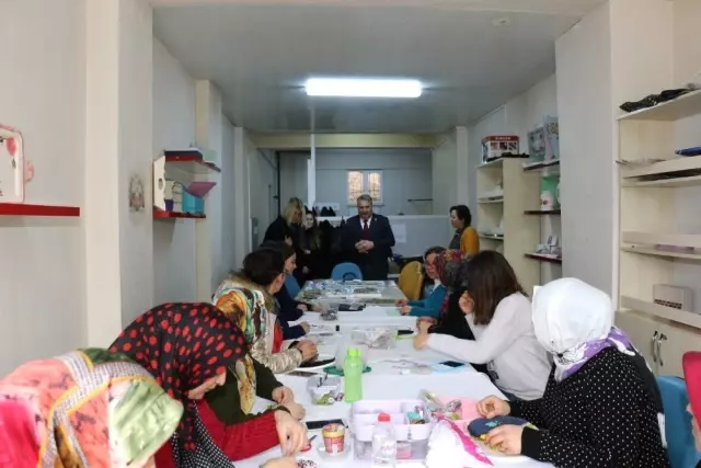 Başkan Çerçi Forum Magnesia'daydı Başkan Çerçi Forum Magnesia'daydı