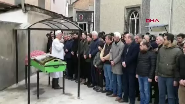 Bursa Kansere Yenik Düşen Melike'nin Tabutuna Duvağı Serildi Bursa Kansere Yenik Düşen Melike'nin Tabutuna Duvağı Serildi