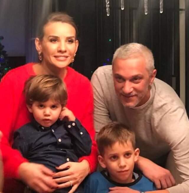 Esra Erol, Eşinin Üçüncü Çocuk Açıklamasını Yalanladı