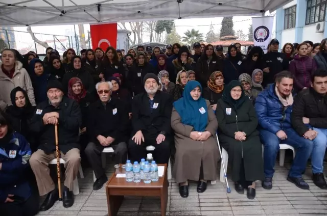 Kansere Yenik Düşen Polis Memuru Hülya Özdemir Son Yolculuğuna Uğurlandı Kansere Yenik Düşen Polis Memuru Hülya Özdemir Son Yolculuğuna Uğurlandı