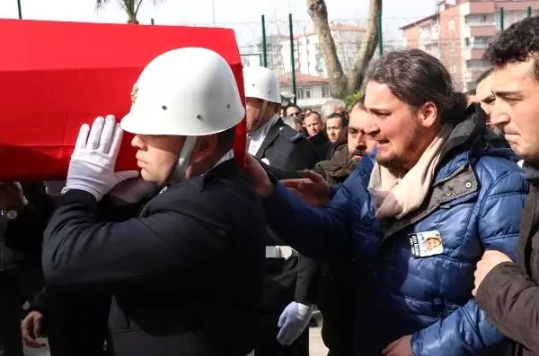 Kolon Kanserinden Ölen Polis Eşe Son Dokunuş Kolon Kanserinden Ölen Polis Eşe Son Dokunuş