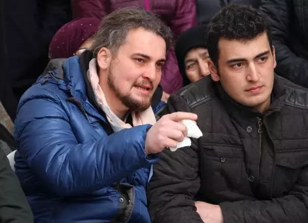 Kolon Kanserinden Ölen Polis Eşe Son Dokunuş Kolon Kanserinden Ölen Polis Eşe Son Dokunuş