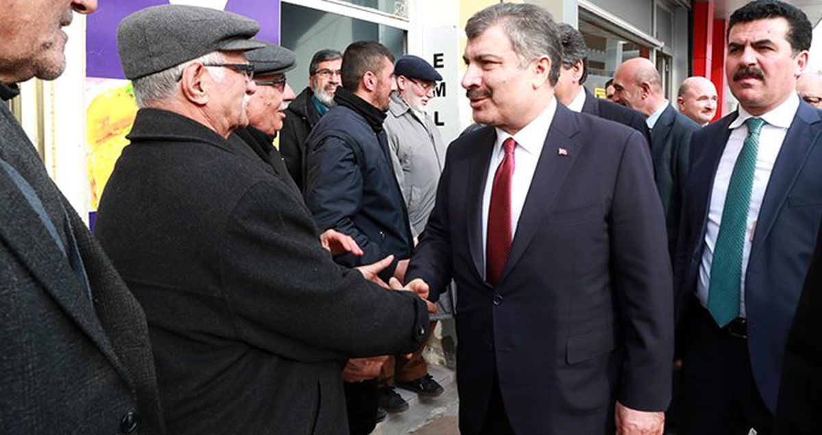 Sağlık Bakanı Koca'dan Yerel Seçim Çağrısı: Kırgınlıkları Bir Kenara Atıp Sandığa Gidin