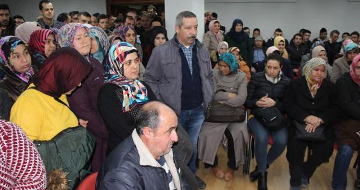 Afyonkarahisar'da 15 Kişinin Alınacağı 6 Aylık İşe, Bin 40 Kişi Başvurdu