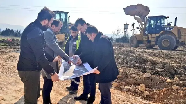 Ak Partili Esgin'den Bozbey'e Şehir Hastanesi Cevabı Ak Partili Esgin'den Bozbey'e Şehir Hastanesi Cevabı