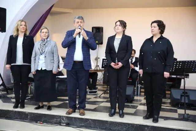 Bartın Belediyesi'nden Kadınlar Matinesi Bartın Belediyesi'nden Kadınlar Matinesi