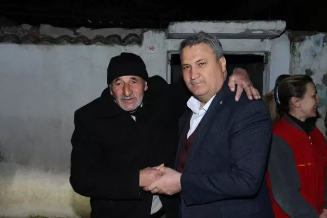 Başkan Çerçi Atatürk ve Barbaros'ta Vatandaşla Buluştu Başkan Çerçi Atatürk ve Barbaros'ta Vatandaşla Buluştu