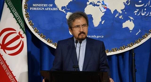 İran Lideri Ruhani, Dışişleri Bakanı Zarif'in İstifasını Kabul Etmedi