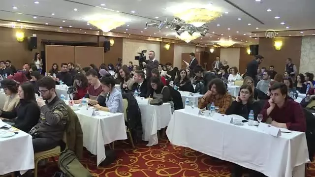 Mülteci Haberleri: Gündem Belirleme ve Kamuoyu Oluşturmada Medyanın Rolü' Semineri Mülteci Haberleri: Gündem Belirleme ve Kamuoyu Oluşturmada Medyanın Rolü' Semineri