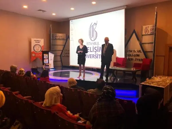 Mümsad Genel Koordinatörü Ebru Akdağ: Ambalajlı Gıda Güvenli Gıdadır Mümsad Genel Koordinatörü Ebru Akdağ: Ambalajlı Gıda Güvenli Gıdadır