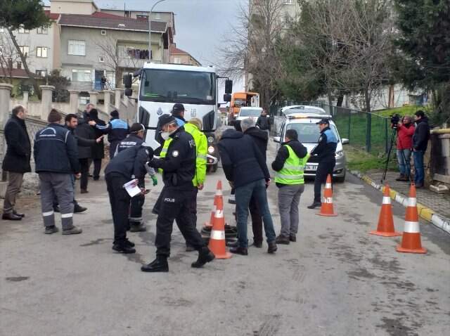 Tuzla Belediye Başkanı Yazıcı Tuzla'da Koku Paniğiyle İlgili Açıklama: Sabotaj Olabilir