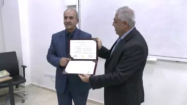 58 Yaşında Yüksek Lisans Yaptı, Sırada Doktora Var 58 Yaşında Yüksek Lisans Yaptı, Sırada Doktora Var