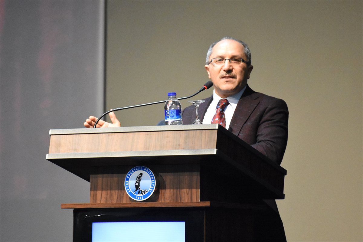 Afyonkarahisar'da 'Üniversite-Sanayi İşbirliği Modelleri' Konferansı